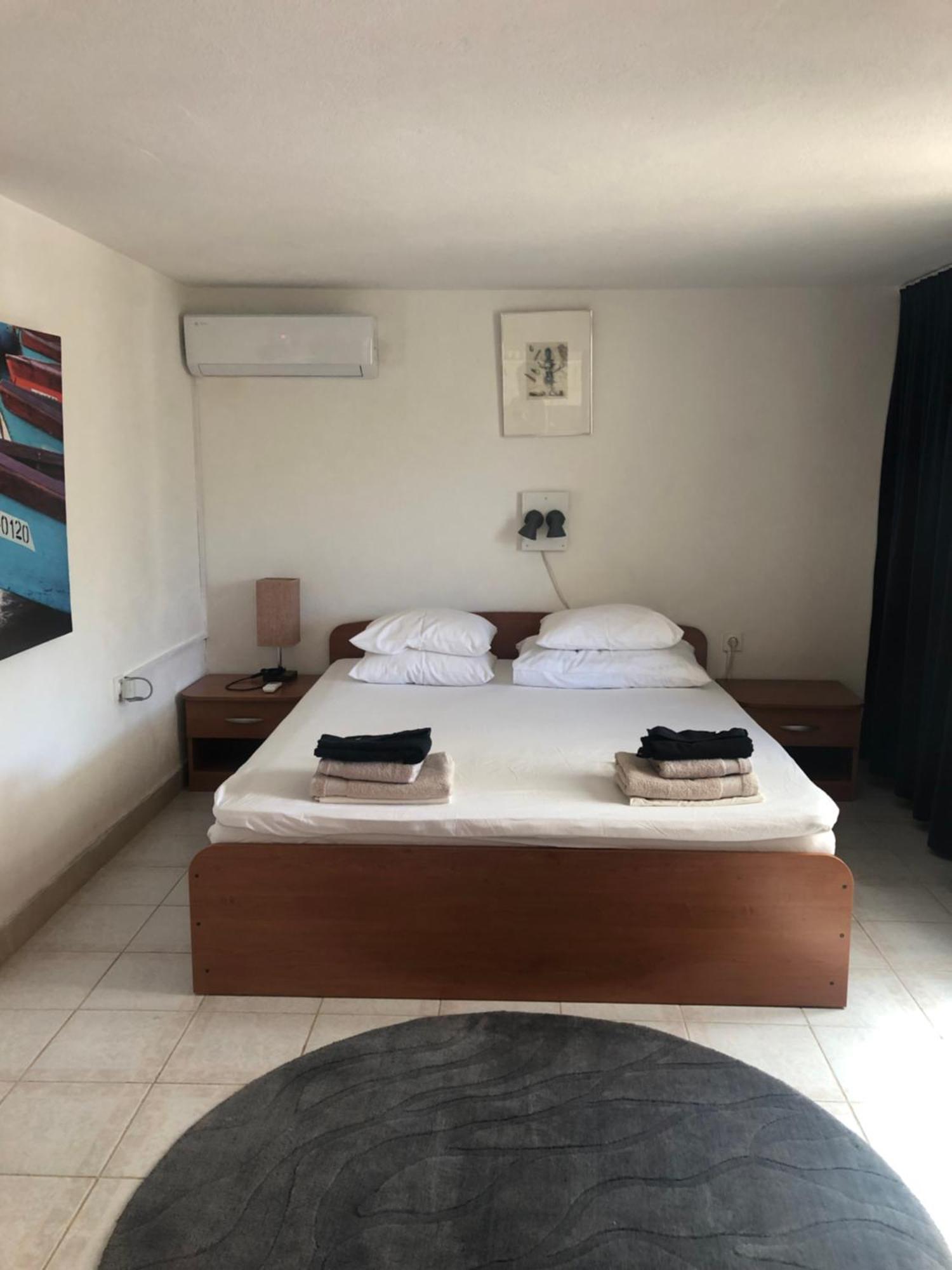 3 A-10, A-11 And A-12 , 4-4-6 Beds Appartement Bobovisca